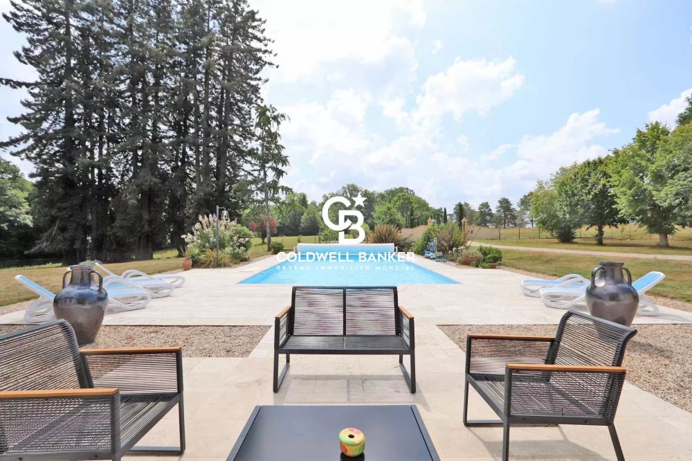 Maison rénovée près de Bergerac – 17 hectares, calme absolu et emplacement exceptionnel