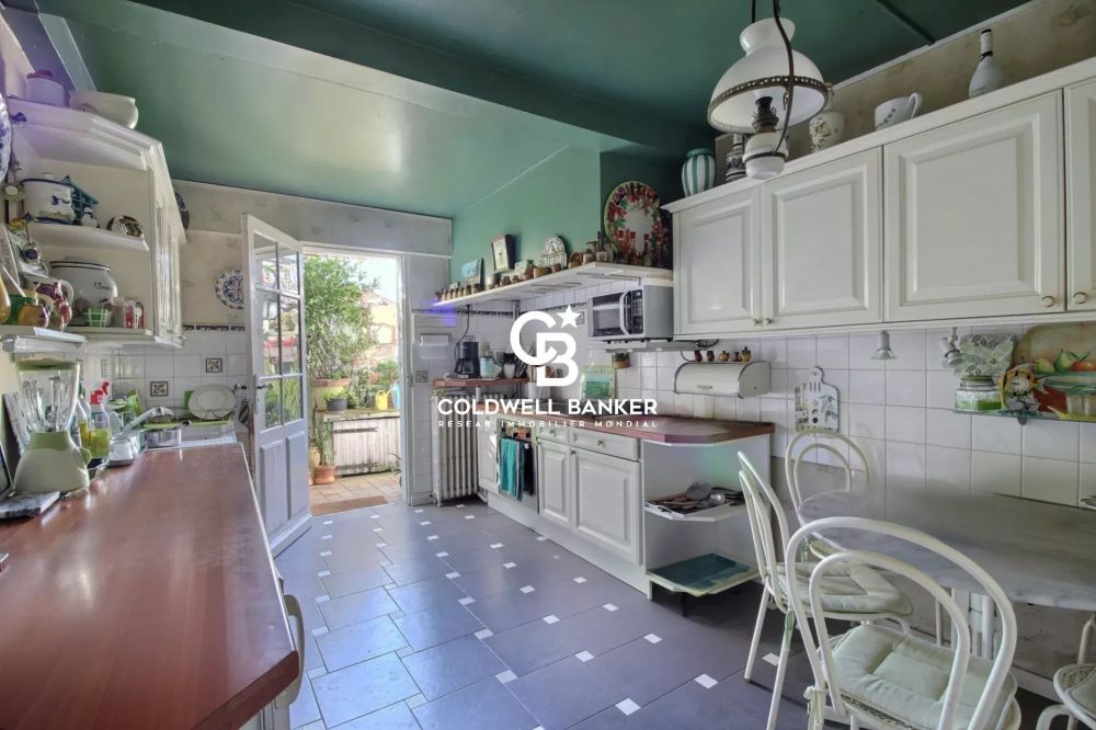 Maison à vendre à Arcachon Aiguillon – 7 pièces à rénover