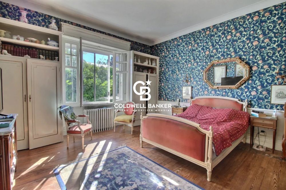 Maison à vendre à Arcachon Aiguillon – 7 pièces à rénover