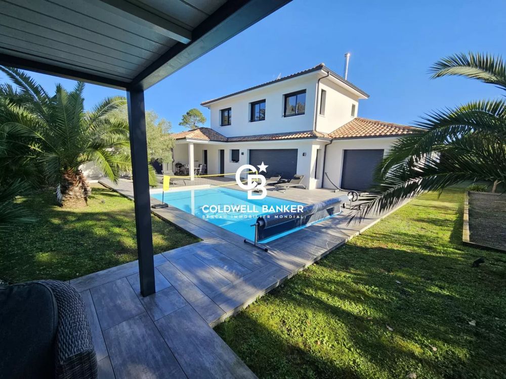Maison à vendre Andernos - villa contemporaine récente 200 m² piscine chauffée garage dépendances