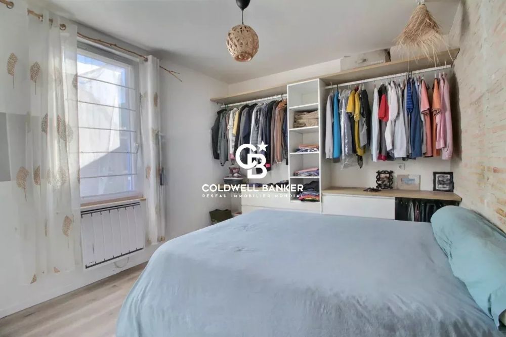 Maison à vendre à Biscarrosse – rénovée avec 3 chambres, jardin au calme et parkings