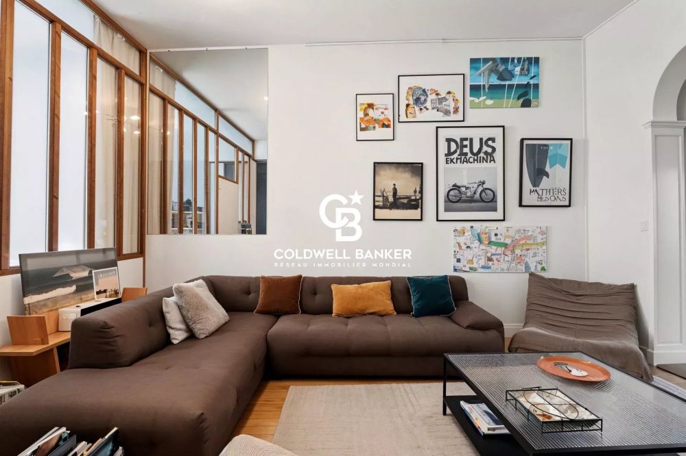 Maison à vendre au Bouscat – 3 chambres, piscine, cachet ancien et prestations contemporaines