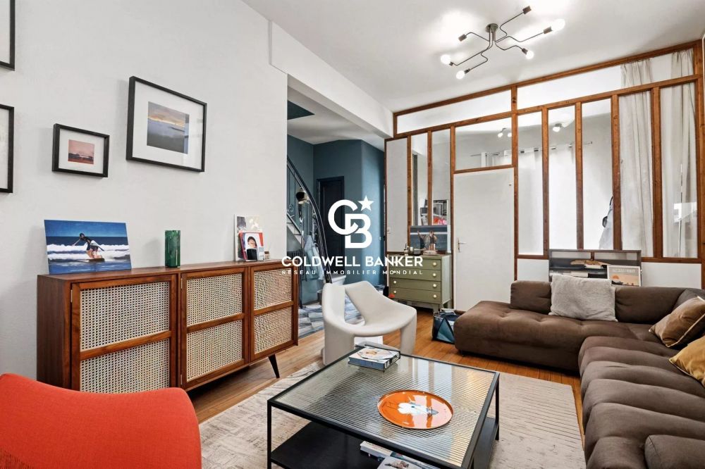 Maison à vendre au Bouscat – 3 chambres, piscine, cachet ancien et prestations contemporaines