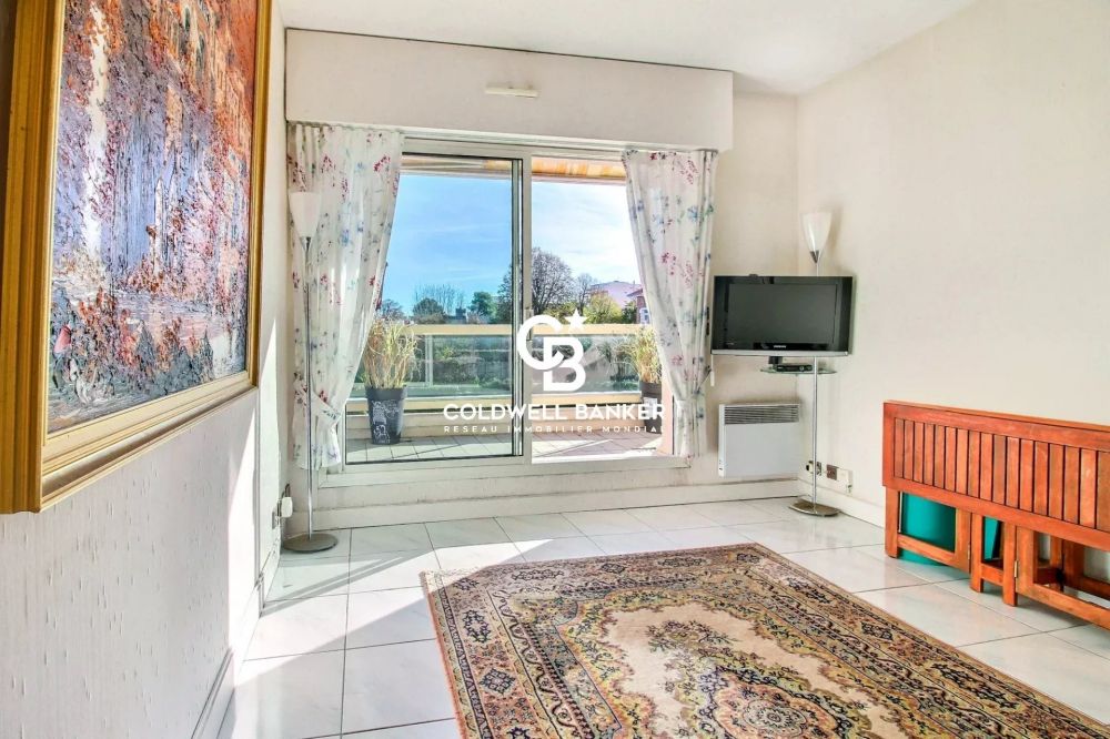 Appartement à vendre Arcachon – T2, aperçu bassin, parking et emplacement privilégié