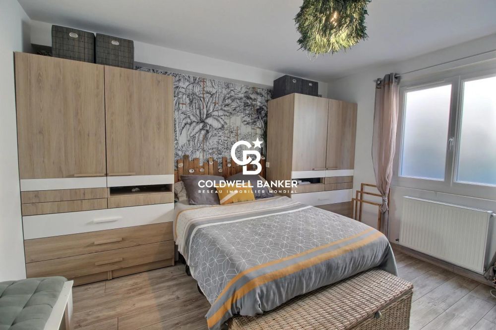 Maison à vendre à La Teste-de-Buch – contemporaine avec jardin et terrasses