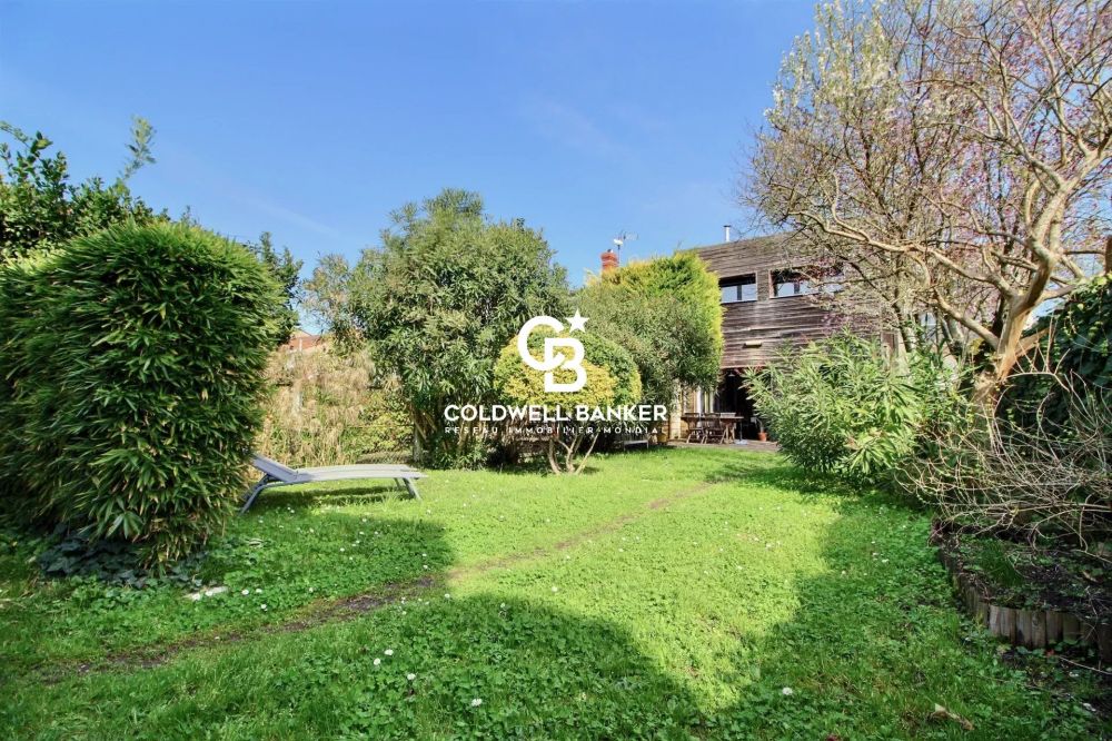 Maison à vendre Bordeaux Chartrons - maison familiale avec jardin, dépendance aménagée et garage