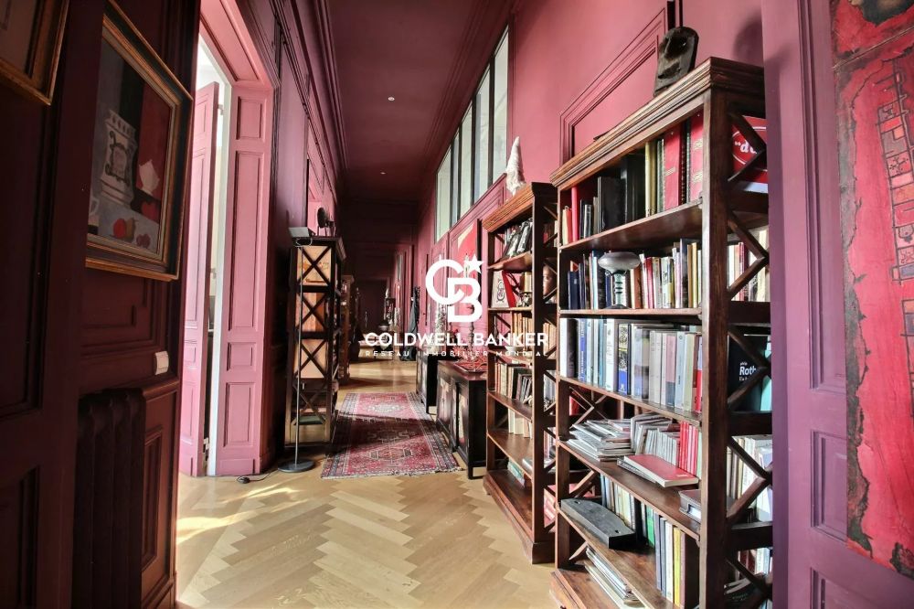 Appartement à vendre à Bordeaux – jardin public, volumes remarquables et prestations anciennes