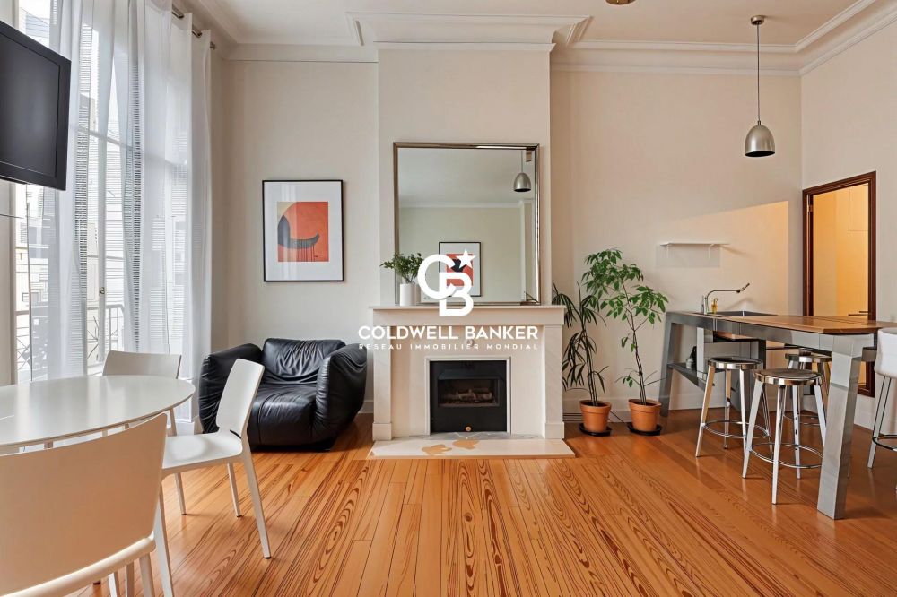 Appartement à vendre à Bordeaux – modulable, charme de l’ancien proche Jardin Public