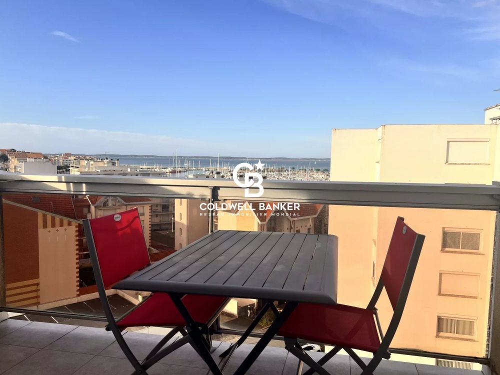 Appartement à vendre Arcachon - quartier de l’Aiguillon, terrasse, piscine et vue dégagée Bassin
