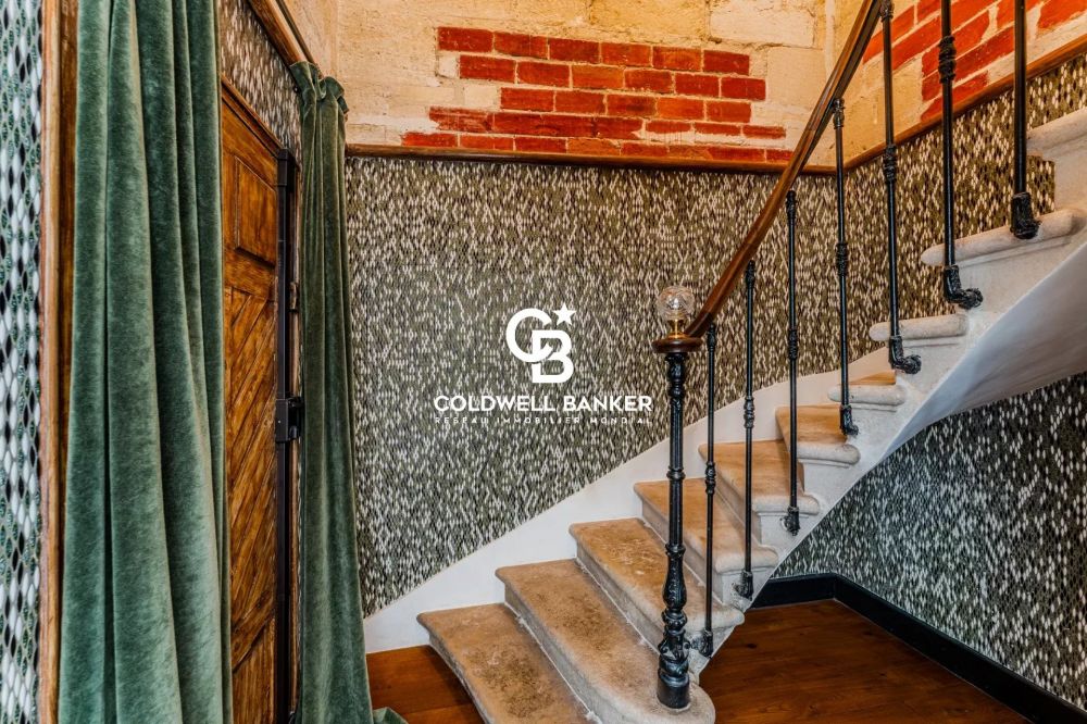 Maison à vendre Le Bouscat – pierre XIXe, 5 chambres, piscine, proche tram D