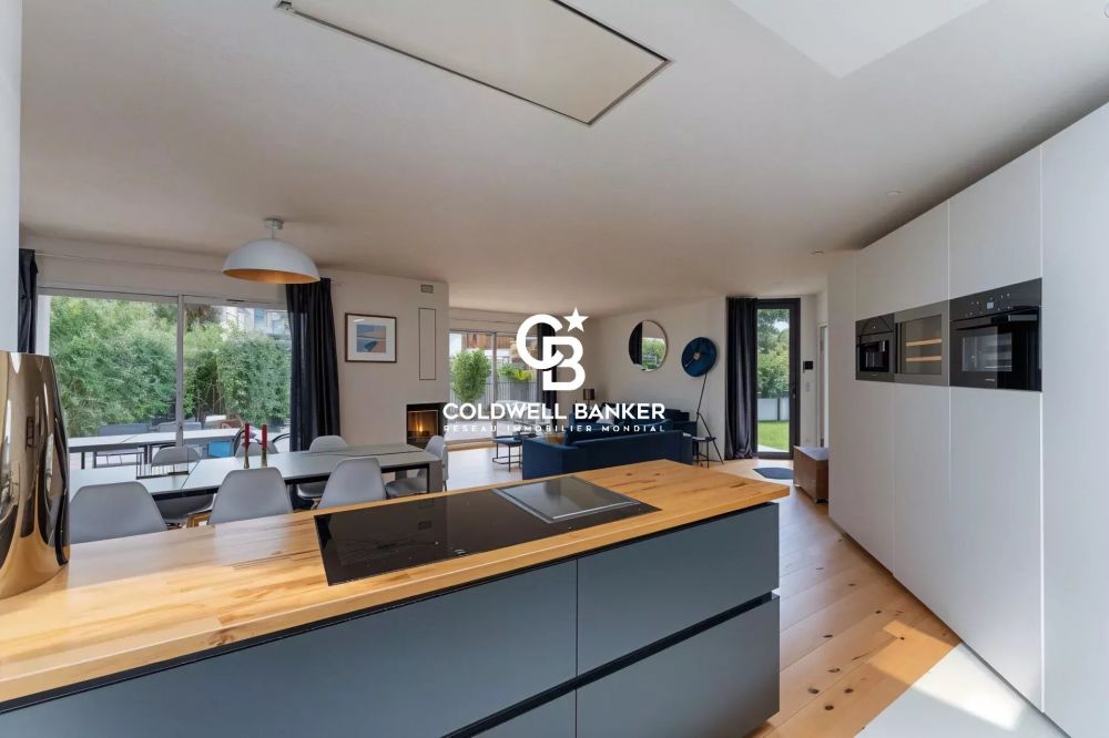 Maison à vendre Lège Bourg - plain-pied, rénovée, 4 chambres, piscine