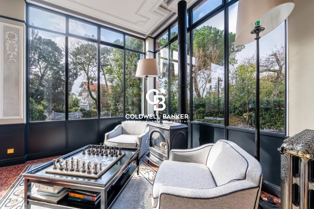 Maison à vendre Arcachon Ville d'Hiver - villa historique du XIXe siècle