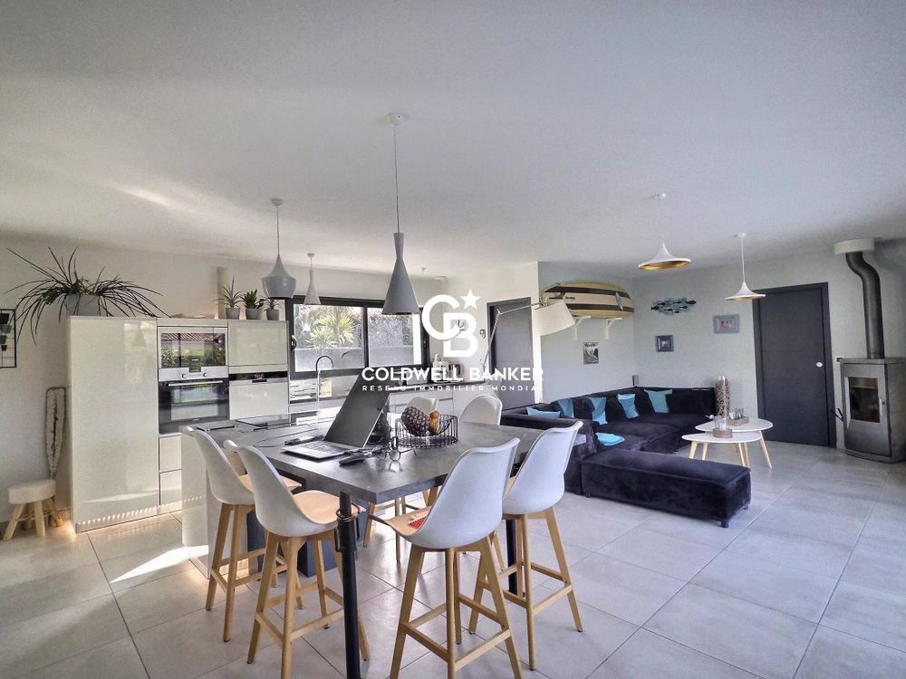 Maison à vendre Gujan-Mestras - villa moderne plain-pied 3 chambres piscine garage