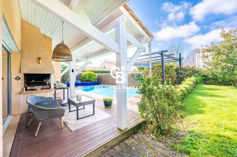 Maison à vendre Mérignac Arlac - maison familiale avec piscine, jardin arboré, 3 chambres, bureau