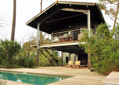 villa récente  en bois avec piscine pyla