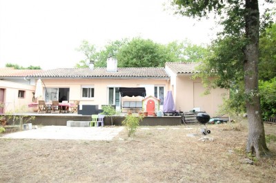 VILLA FAMILIALE A VENDRE A SAINT AUBIN EN MEDOC 5 CHAMBRES