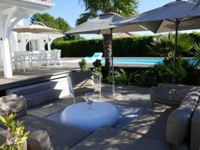 Villa récente avec piscine au calme - La Teste-de-Buch