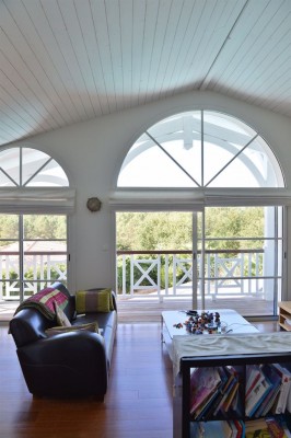 maison séjour lumineux et piscine teste de buch