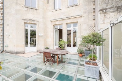 Hôtel particulier à vendre 5 chambres triangle d'or de Bordeaux 