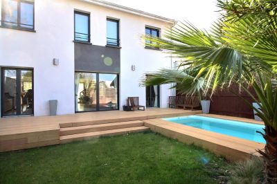 Maison contemporaine 4 chambres avec piscine a vendre proche Bordeaux Le Bouscat 33