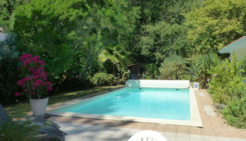 Location villa avec piscine chauffée et jacuzzi - Arcachon Pereire
