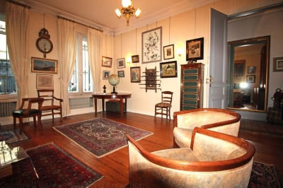 maison bourgeoise 5 chambres à vendre au centre de Bordeaux avec jardin