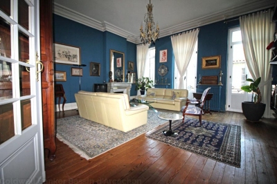 Belle maison bourgeoise à vendre à Bordeaux Jardin Public avec 5 chambres